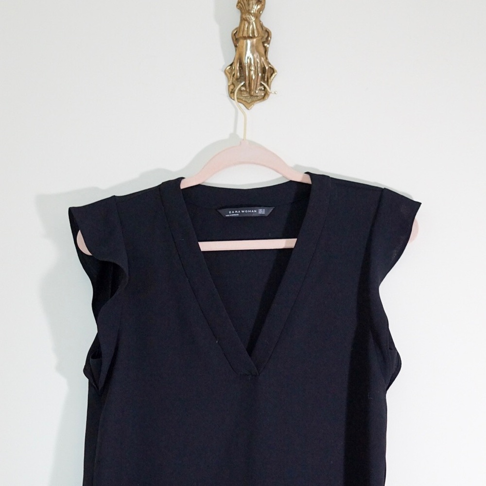 NEW Zara Basics V-neck Frills Blouse